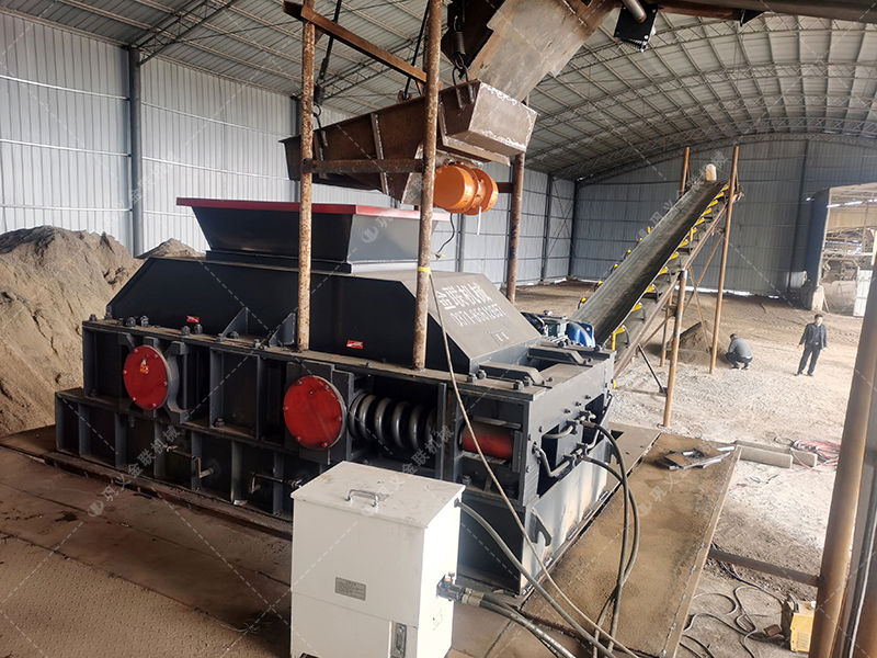 鵝卵石對輥破碎機(jī)介紹，為什么選擇金聯(lián)機(jī)械？